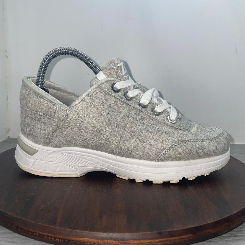 Zeba Shoes Sneakers Women's 8 Wide Hands Free Slip-On Walking Earthly Grey